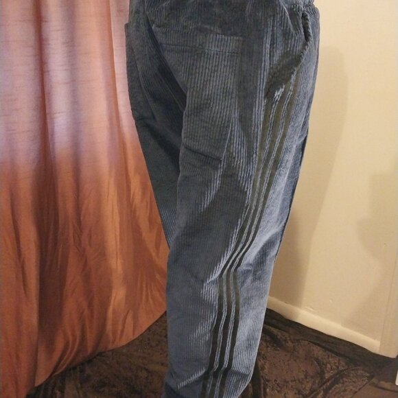 Adidas Ivy Park Halls of Ivy Corduroy Sweat Pants (HG2525) - Picture 6 of 10